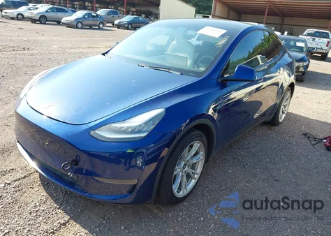 2020 Tesla Model Y Long Range Dual Motor All-Wheel Drive z USA, uszkodzony, nr VIN 5YJYGDEE5LF046424